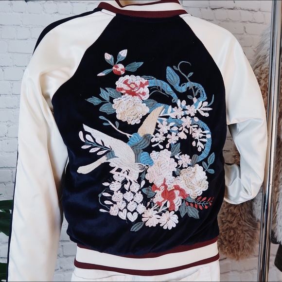 Embroidered Japanese Floral Bird Bomber Jacket - Picture 3 of 6